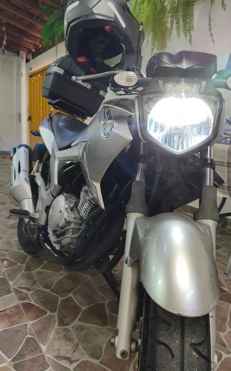 Fazer 250 cc YS BlueFlex