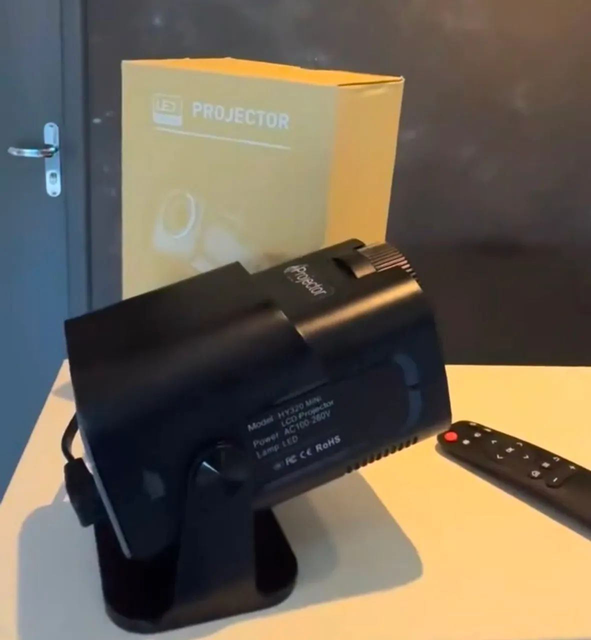 Projetor Android HY320, 1080P NOVO