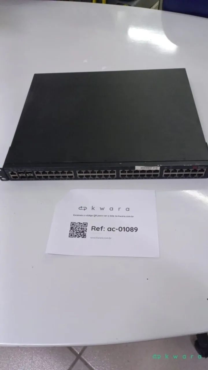 Brocade ICX 6450-48P - Foto 2