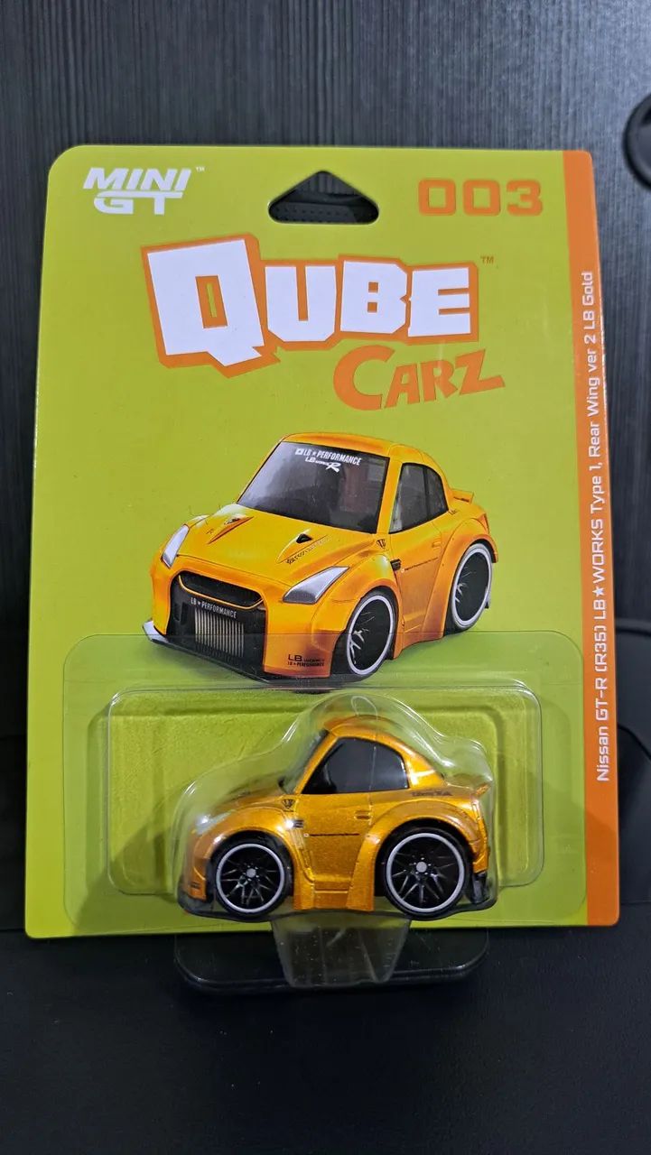 MINI GT Qube Carz R35GT-R 東京オートサロン限定 非売品 MINI GT Tooned Qube Carz 003 Nissan GT-R R35 (Lacrada) - Hobbies e