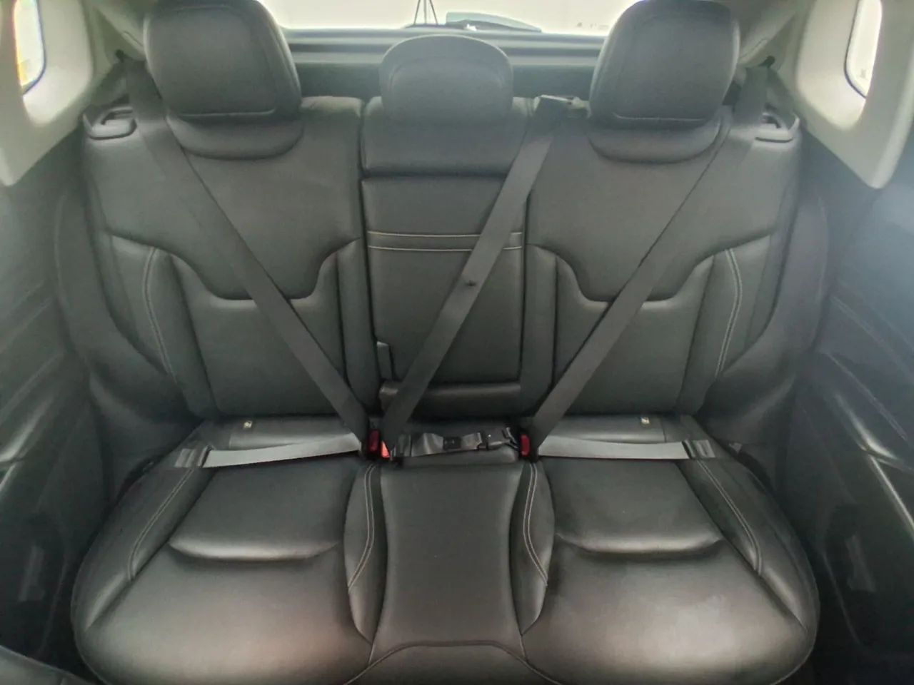 Jeep Compass LONG. T270 1.3 TB 4x2 Flex Aut., foto 18 de 18