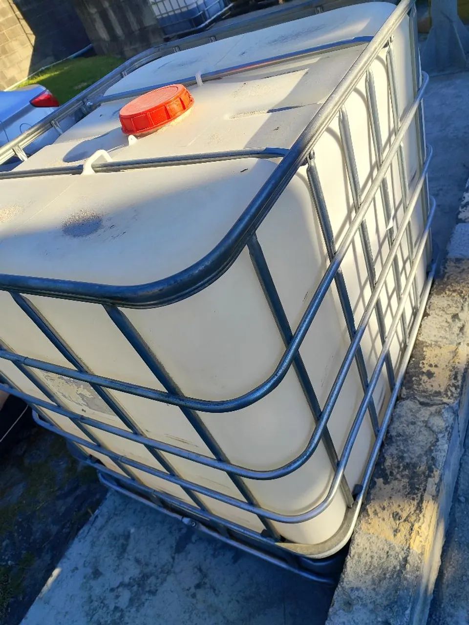 Contentores, IBCs, caixas de mil litros * - Foto 5