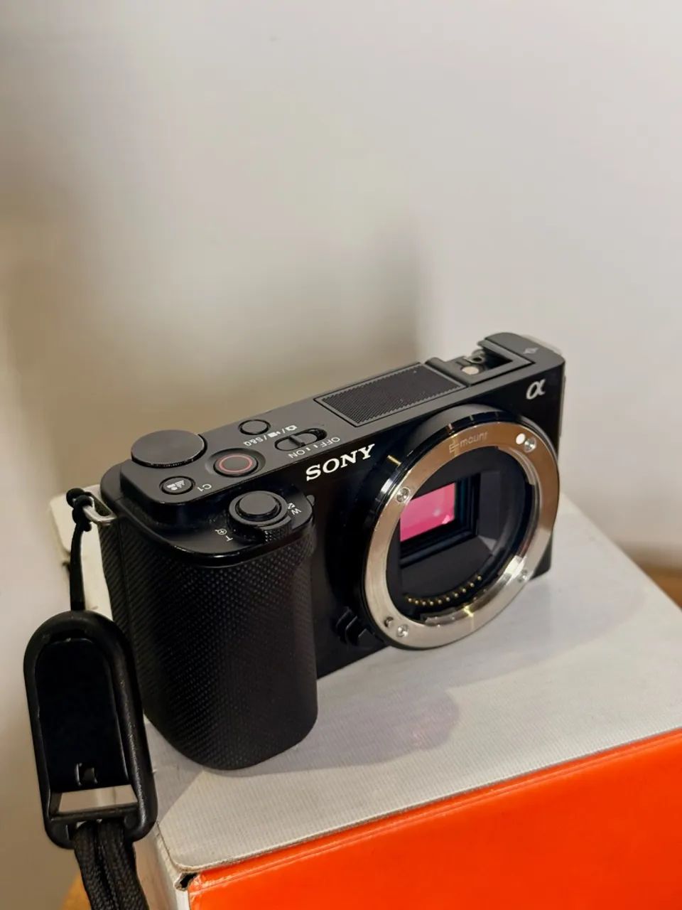 Camera Sony ZV-E10  - Foto 4