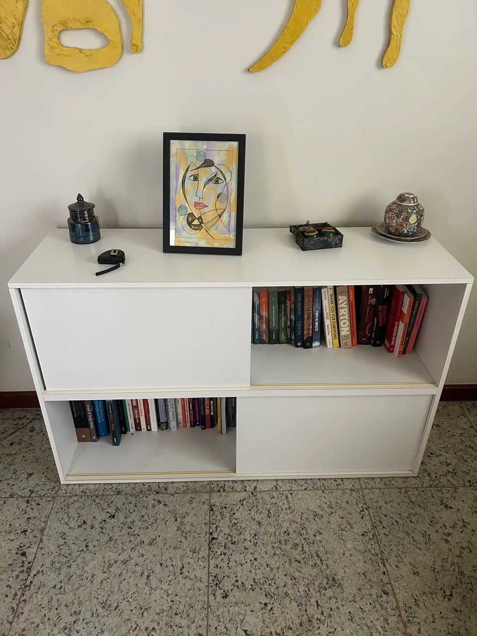 APARADOR / BUFFET BRANCO COM PORTAS DE CORRER - R$ 200 - Móveis Para ...