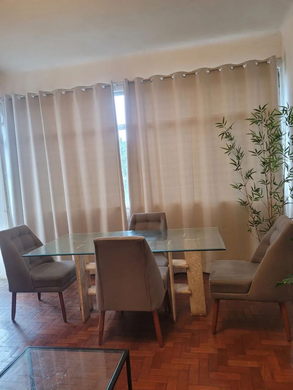 Mesa de jantar com 4 cadeiras  - Foto 4