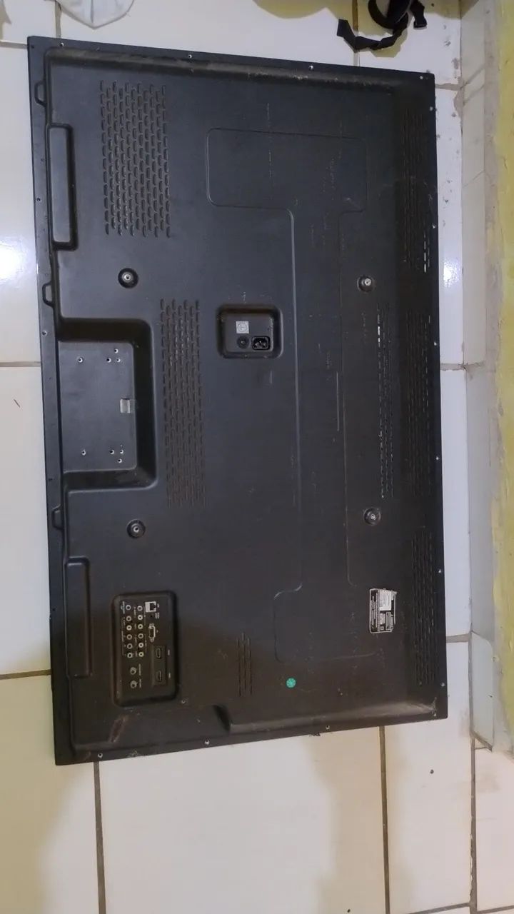 TV Philco 51" com defeito 