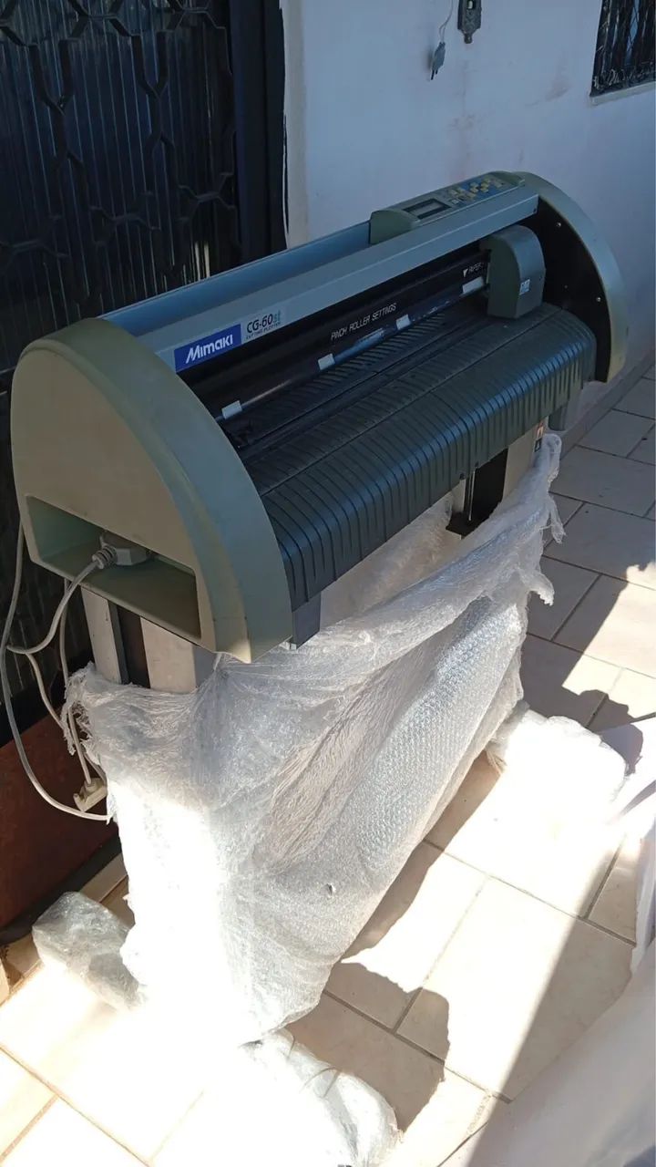 Máquina plotter de corte de adesivos. - Foto 3