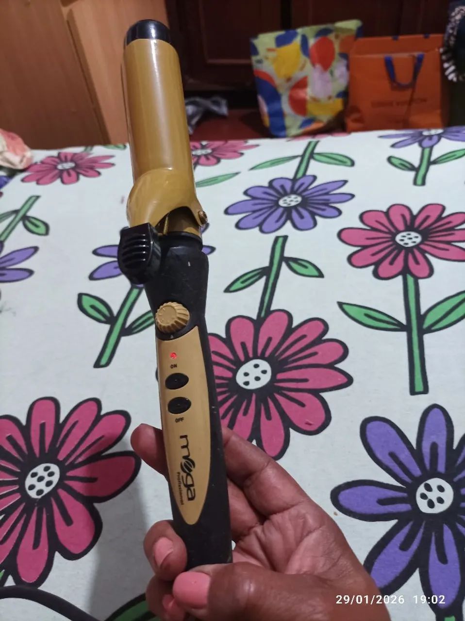 Bebyllis funcionado perfeitamente esquenta muito profissional  - Foto 3