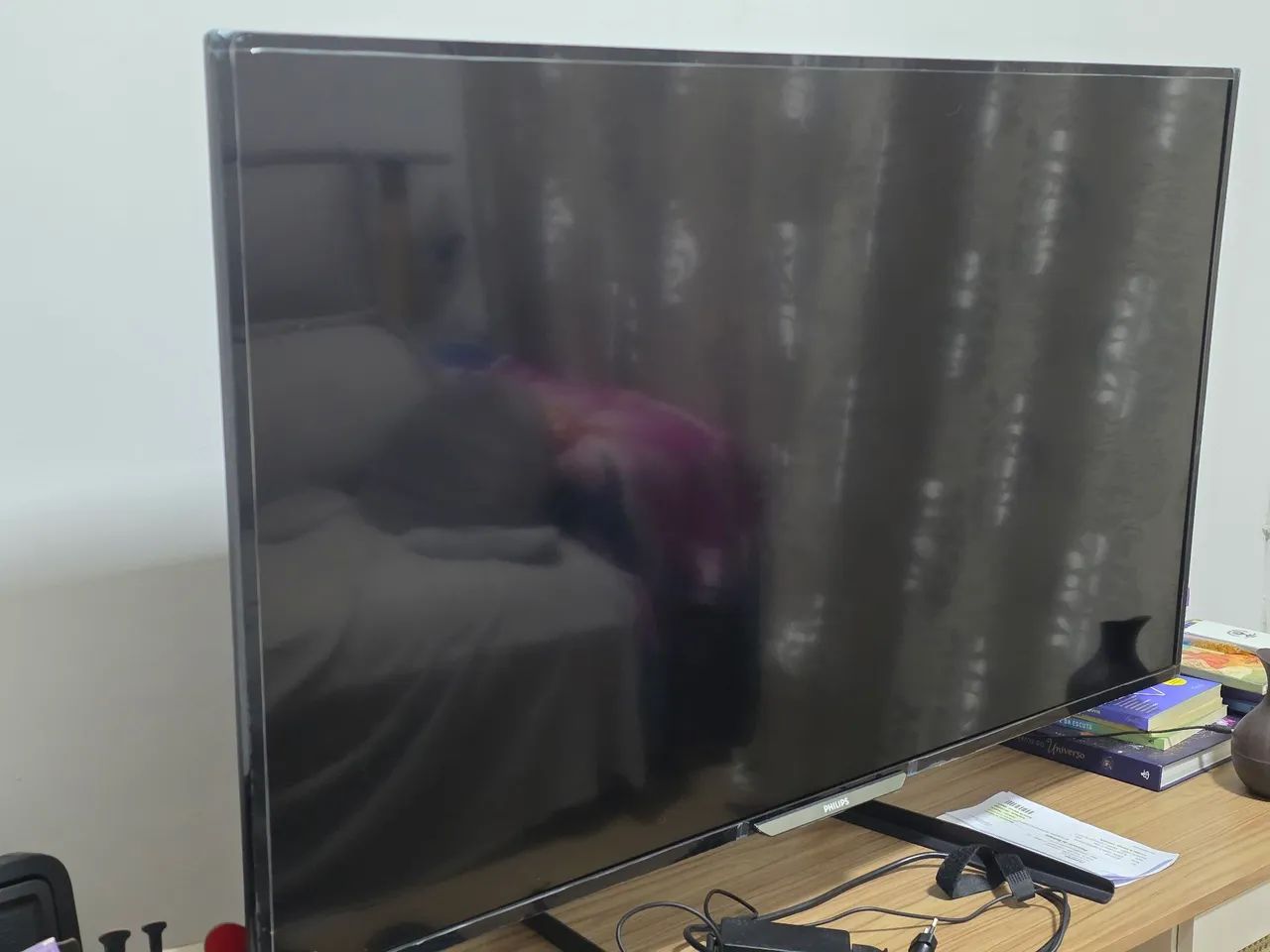 TV Philips Smart 48" + Streaming Stick HDMI  - Foto 2
