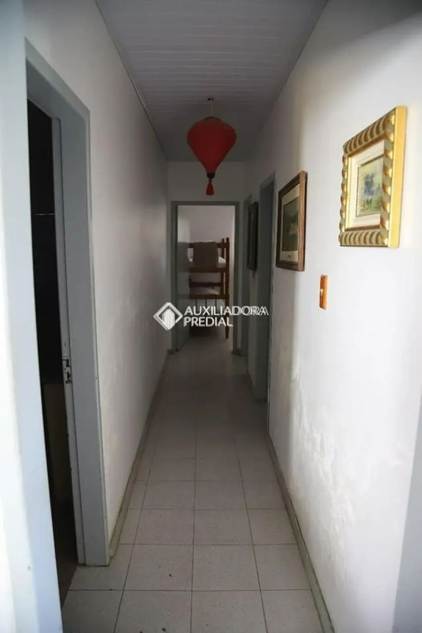 Casa com 5 quartos na Praia da ferrugem - Foto 3