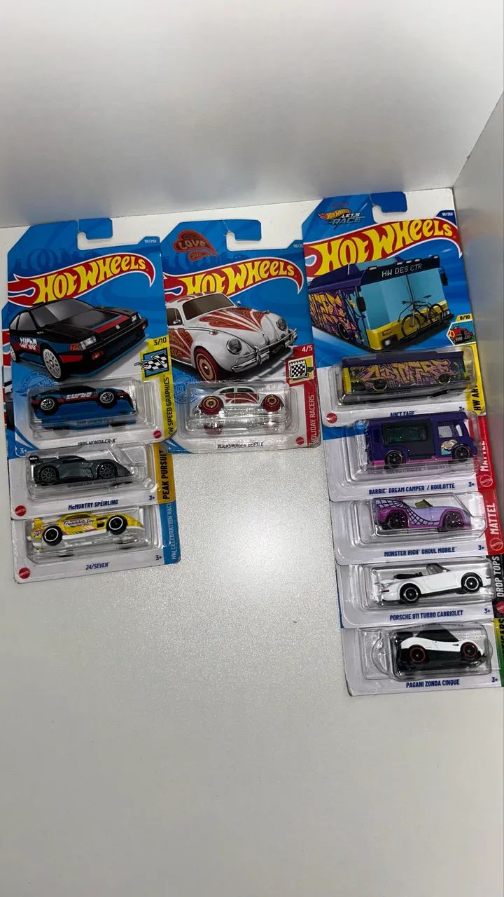 HOT WHEELS 