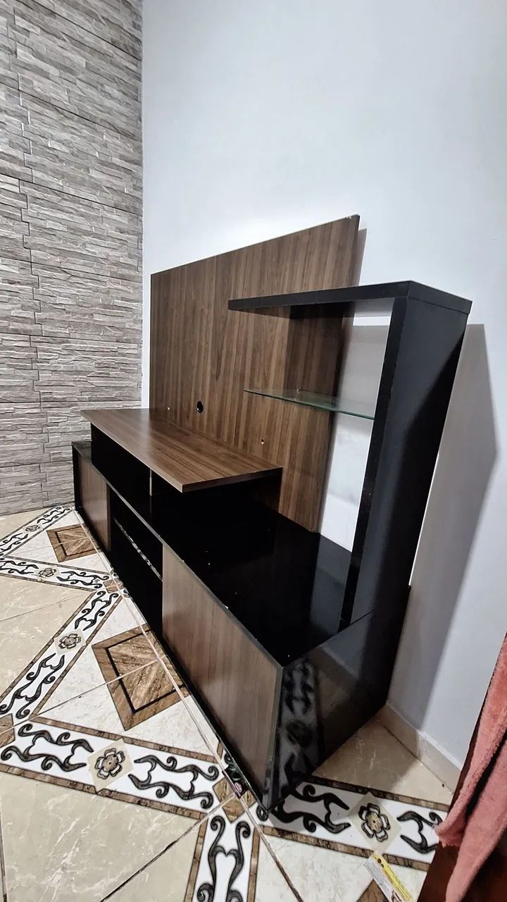 Rack com painel usado, em ótimo estado de conservação. - Foto 2