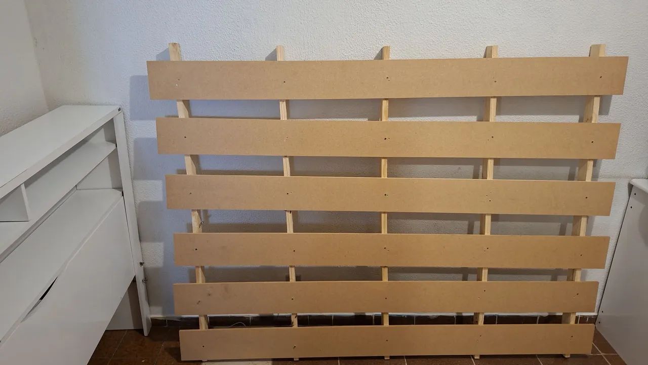 Estrado de cama de casal 