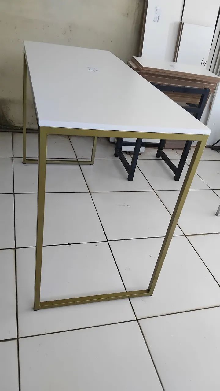 Mesa dourada  - Foto 3