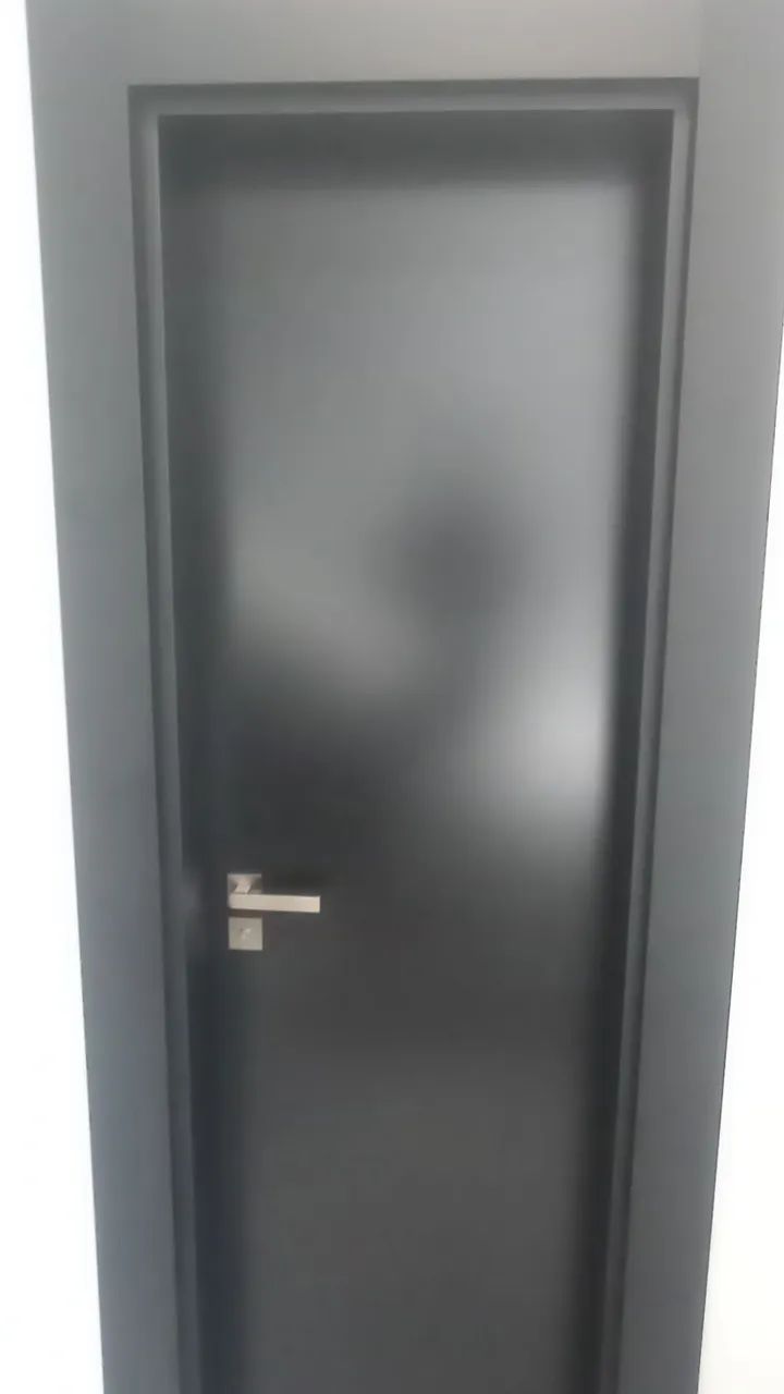 Instalação de portas e fechadura 