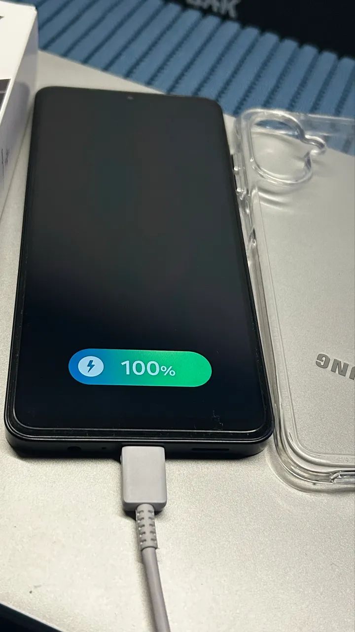 Samsung A7 - Foto 2