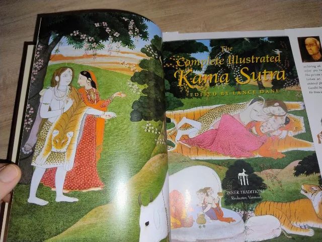 アート・デザイン・音楽 Aphorisms of Love Kama Sutra Lance Dane The Complete Illustrated Kama Sutra. Lance Dane. LIVRO NOVO