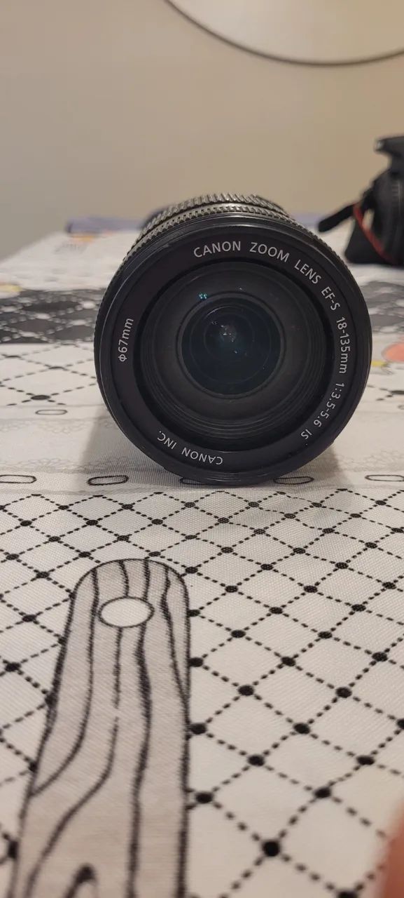 Lente Canon 18-135mm - Foto 2