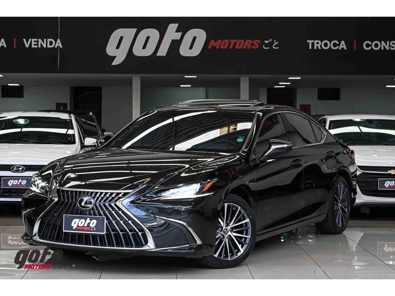 Lexus ES-300H 2023