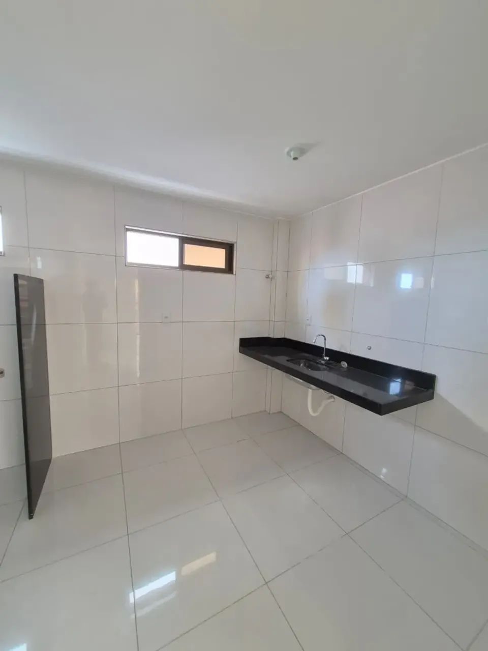 Apartamento com 3 Quartos Com Espaços Amplos - Foto 2