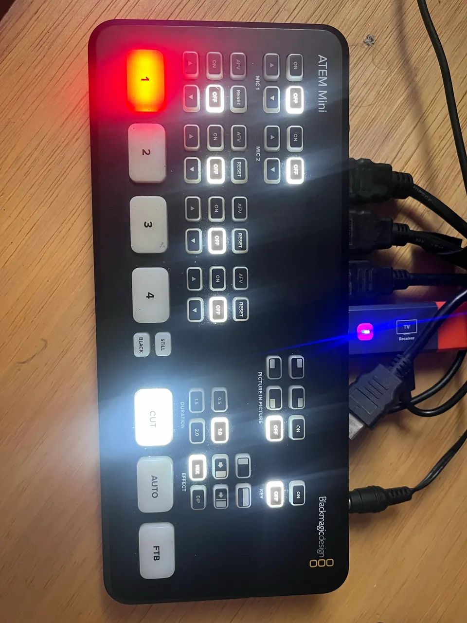 ATEM Mini Blackmagic Design | Mesa de Corte para Live e Podcast | - Foto 5