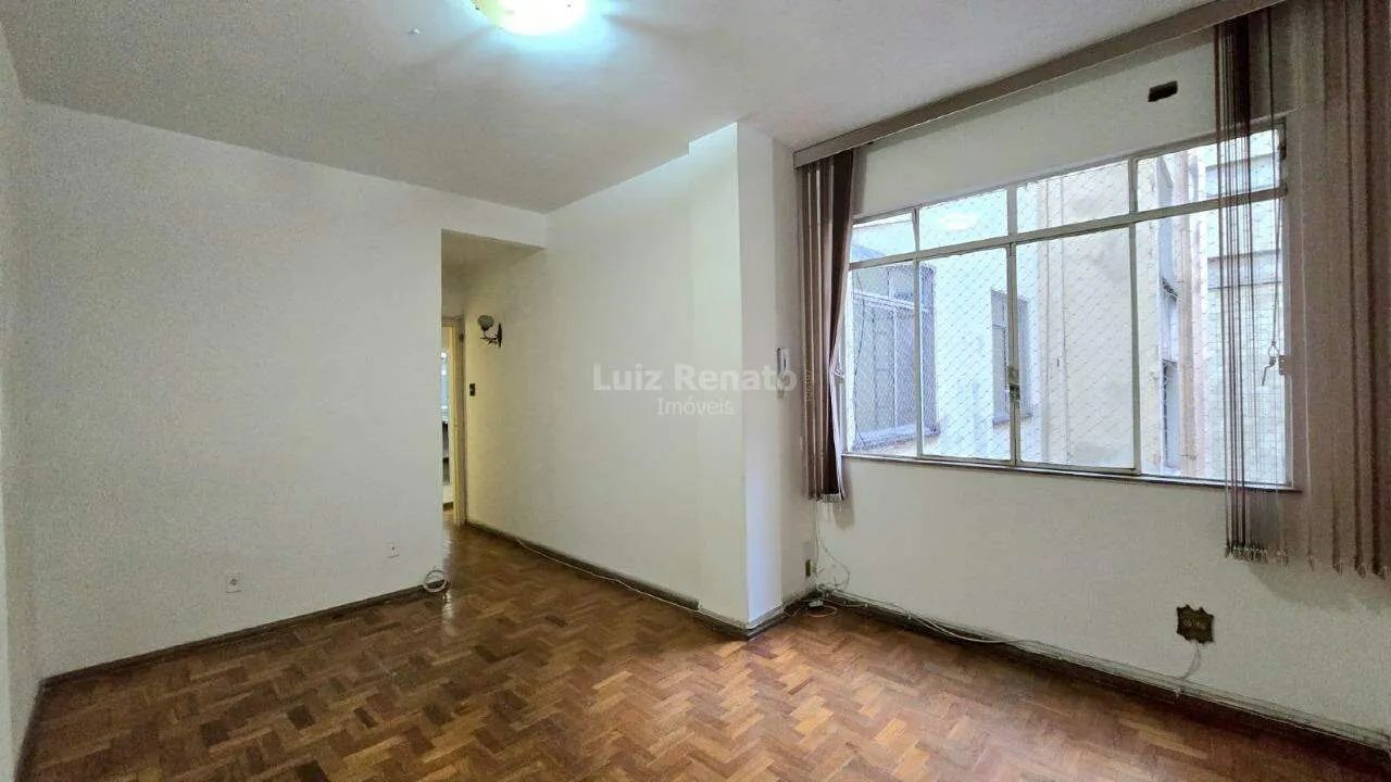 Apartamento à venda no bairro Centro