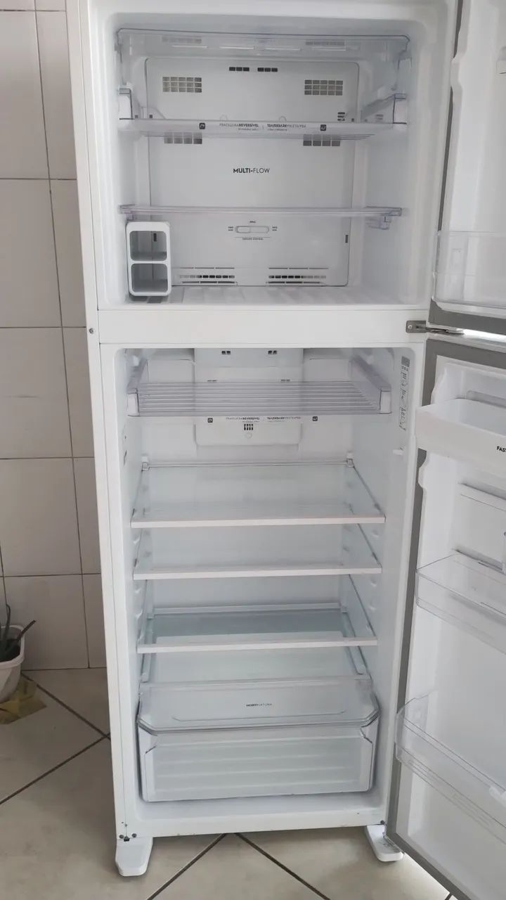Geladeira Eletrolux Inverter  - Foto 5