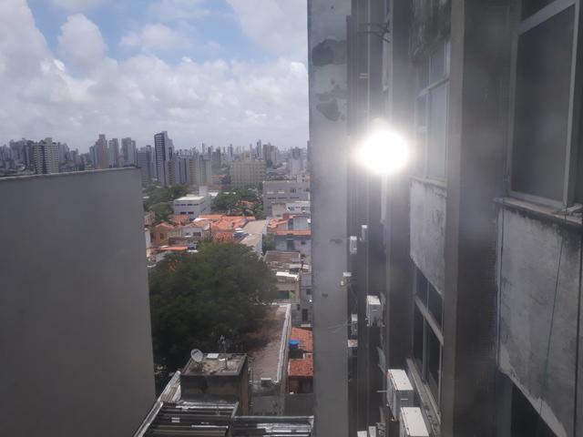 Vende-se sala comercial. no ed. canaçu um 8 andar na rua João Pessoa.R$ 36mil reais