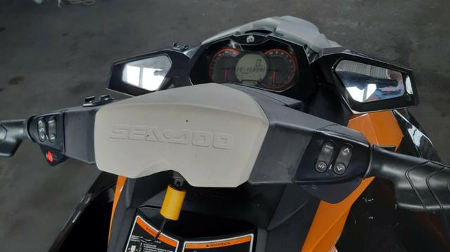 Jet Sky Sea Doo GTR 215 2013