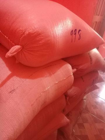 Chegou farinha D.agua torradinha amarelinha