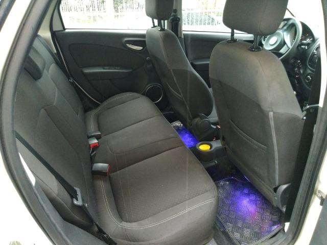 Gran Siena Attractive 1.4 8v 2015 GNV 3ºG 16m³ - Foto 9