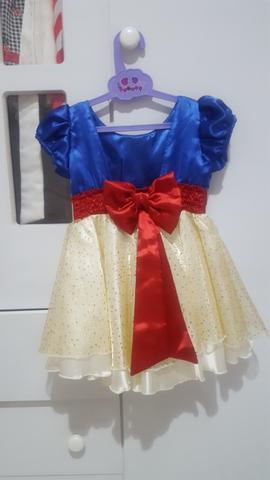 Lote vestidos de festa 1 a 2 anos. - Foto 2