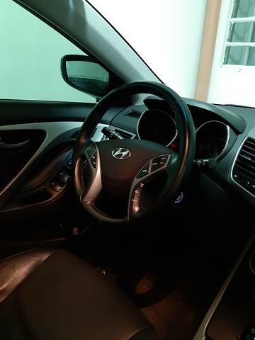 Elantra 2015 - Foto 2