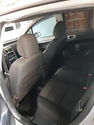 Peugiot 307,troco por financiado - Foto 5