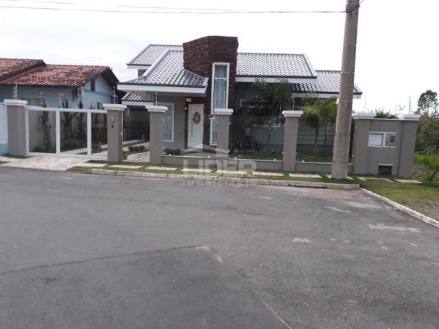 Casa de alto padrão, com área de festas completa, em Indaial - Foto 2