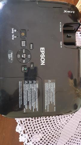 Projetor epson semi novo com controle$850.00 - Foto 3