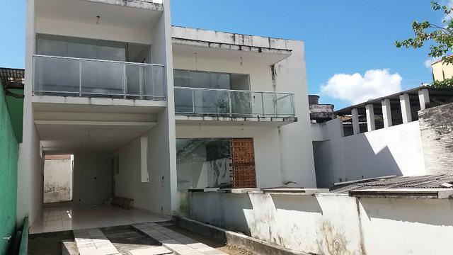 Vendo casa com 03 pavimentos, 340 m2, 05 quartos e 04 suítes em Jardim São Paulo - Foto 2