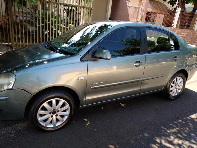 Volkswagen VW Polo 1.6 sedan Flex 4 Portas Comfort line 2008