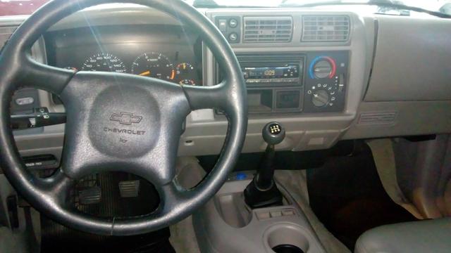Blazer 4x4 2.5 turbo Diesel completa 99 inteira - Foto 4
