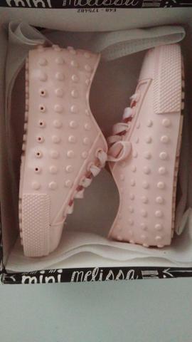 Tênis mini melissa