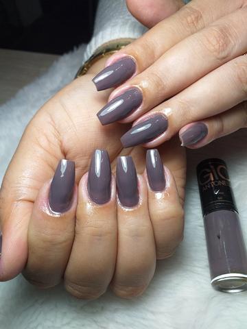 Vaga para manicure