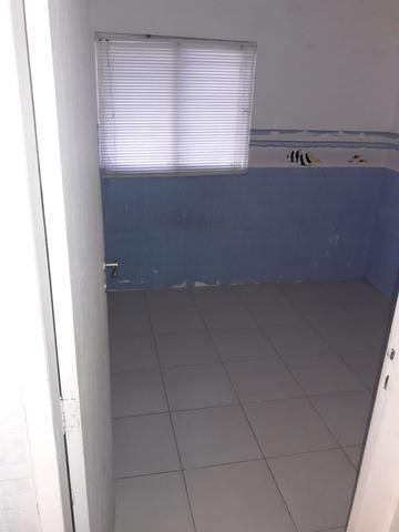 Predio com 3 andares 3 casas e 1 cobertura - Foto 8