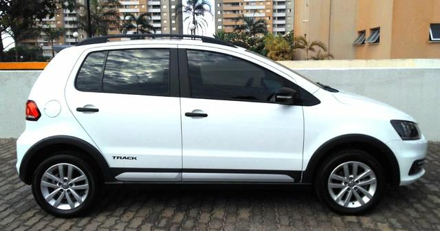 NOVO FOX TRACK 2018 MPI, IPVA 2020 pago, ÚNICA DONA, APENAS 38mil km rodados - Foto 10