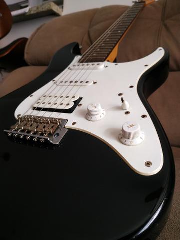 Guitarra Yamaha Pacifica EG 112