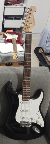 Guitarra Stratocaster Giannini
