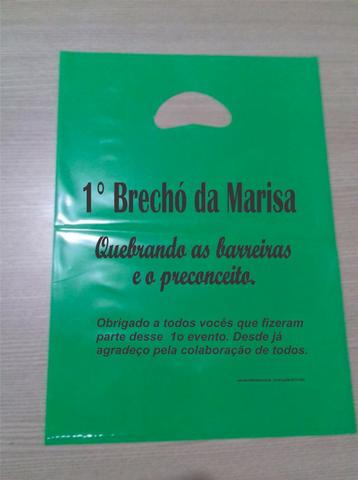 Tenho-apenas-100-sacolas-plastica-personalizada-de-baixa-densidade-alça-vazada