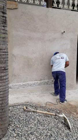 Reformas e obras em geral - Deixe sua casa do seu jeito - Pedreiro com equipe completa - Foto 4