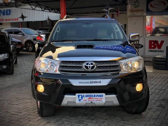 Hilux SW4 SRV D4-D 4x4 3.0 - Foto 3