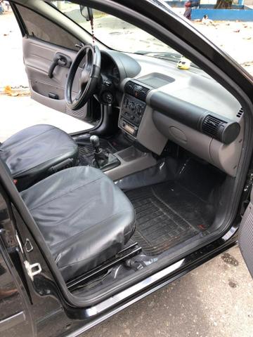 Corsa Classic ar condicionado 57000km - Foto 6