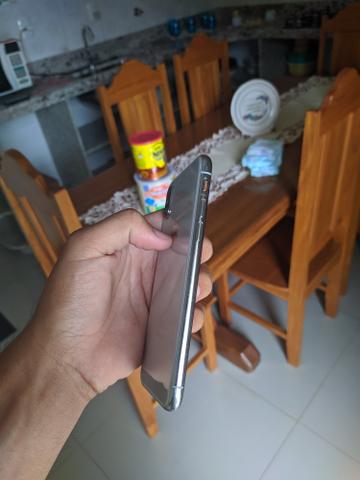 Iphone X "Troco por moto ou carro atrasado" - Foto 2